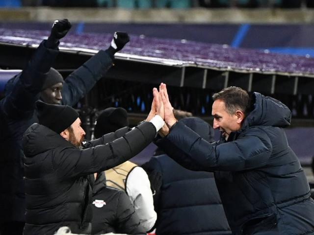  狼堡主帅突遭解职，助教暂代引发动荡  