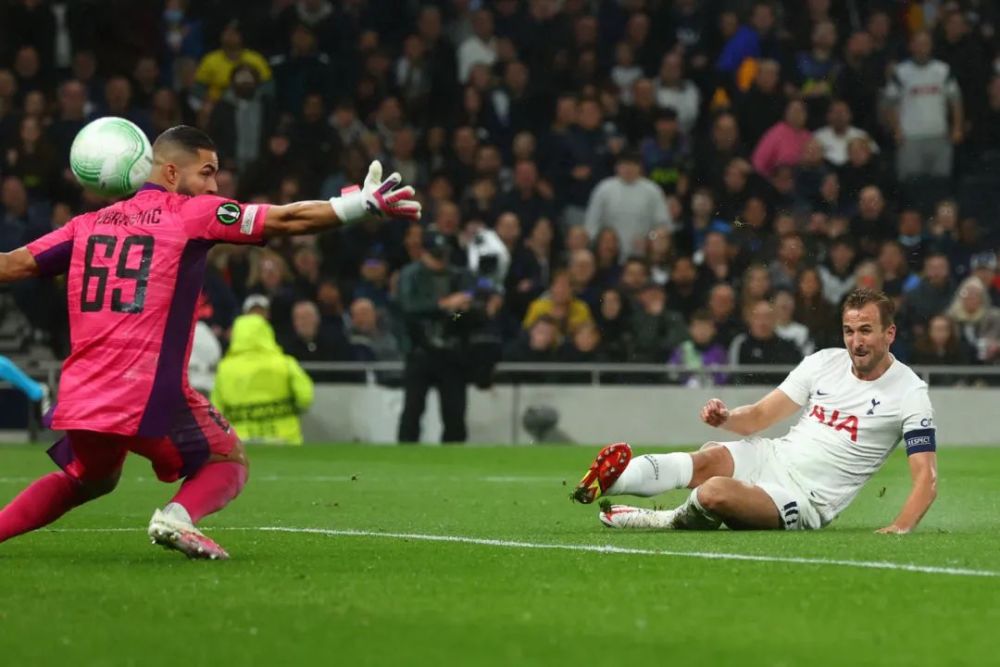  萨拉赫戴帽红军大胜西汉姆联  