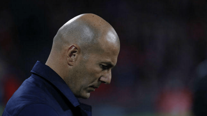  那不勒斯主帅突遭解雇继任者悬念迭起  